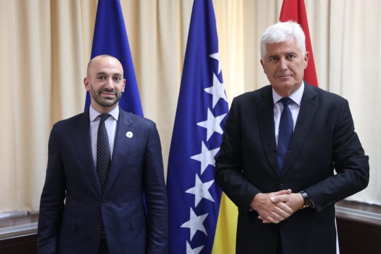 Zamjenik predsjedavajućeg Doma naroda PSBiH dr. Dragan Čović sastao se s ministrom delegatom za Evropu u Ministarstvu za Evropu i vanjske poslove Republike Francuske